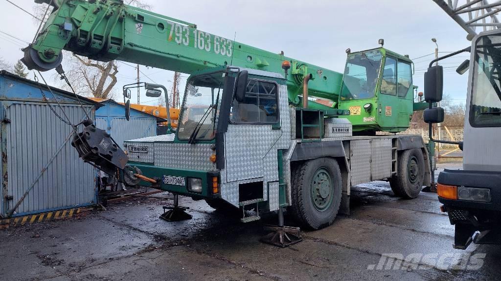 Liebherr LTM 1025 Grúas todo terreno