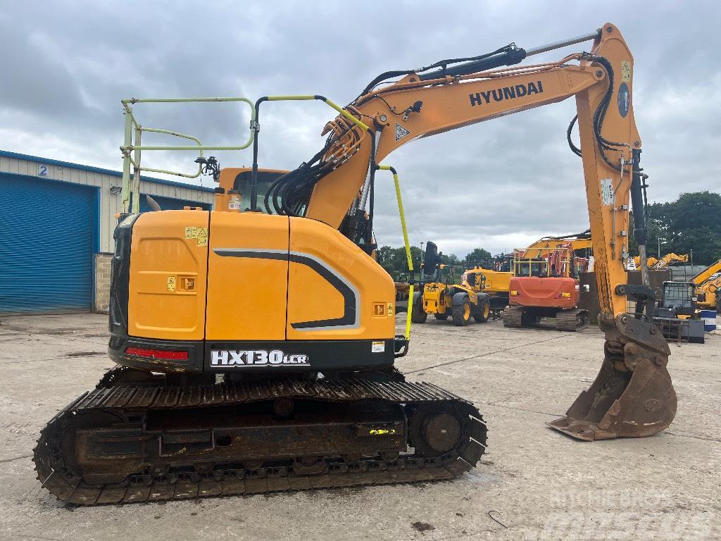 Hyundai HX130 LCR Excavadoras sobre orugas