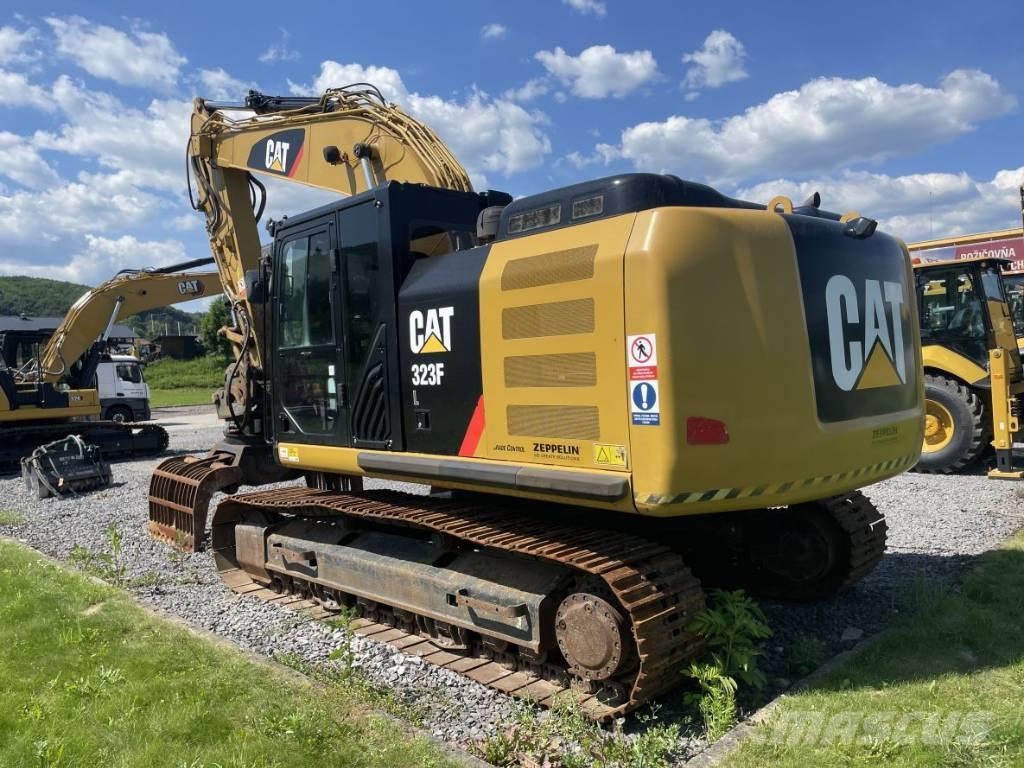 CAT 323F L Excavadoras sobre orugas