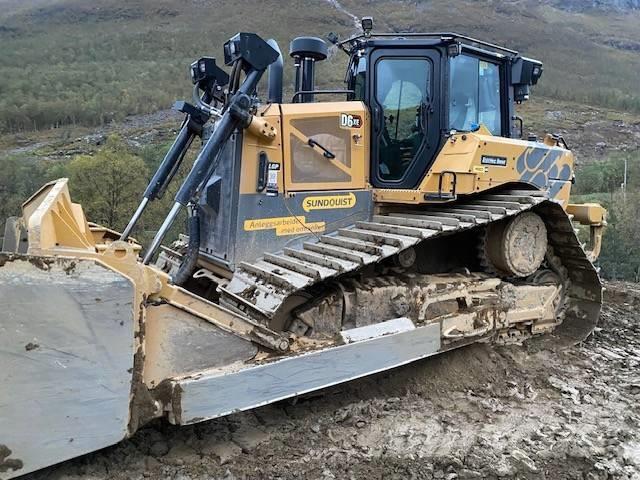 CAT D6 XE Buldozer sobre oruga