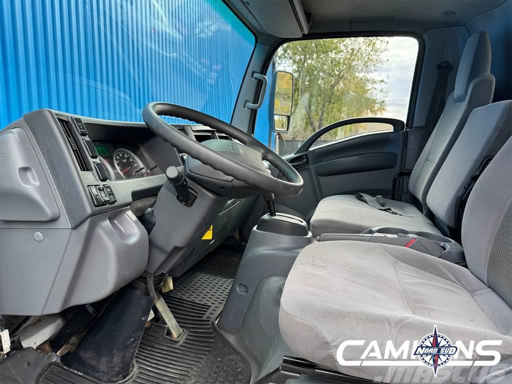 Isuzu NRR Camiones con caja de remolque