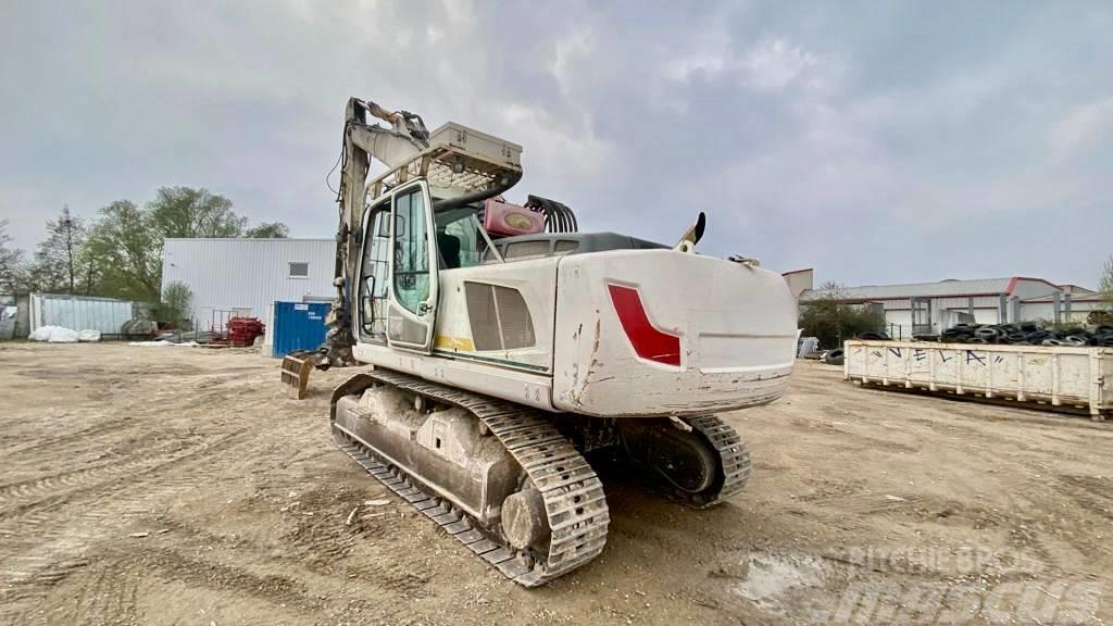 Liebherr R 924 Excavadoras sobre orugas