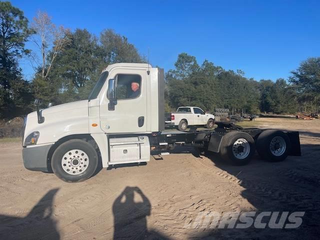 Freightliner Cascadia 125 Camiones tractor