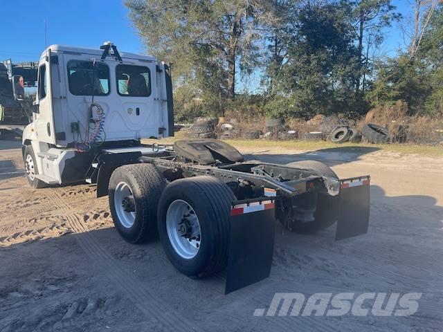 Freightliner Cascadia 125 Camiones tractor