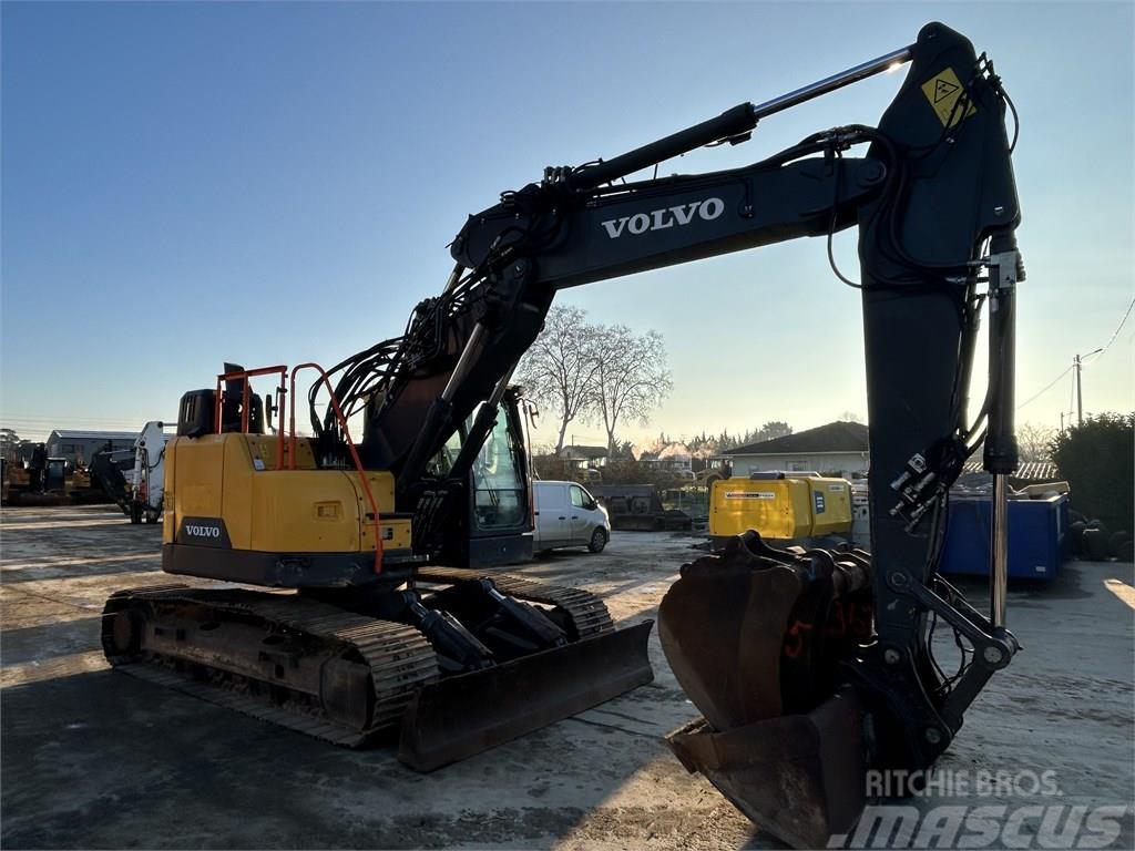 Volvo ECR235EL Excavadoras sobre orugas