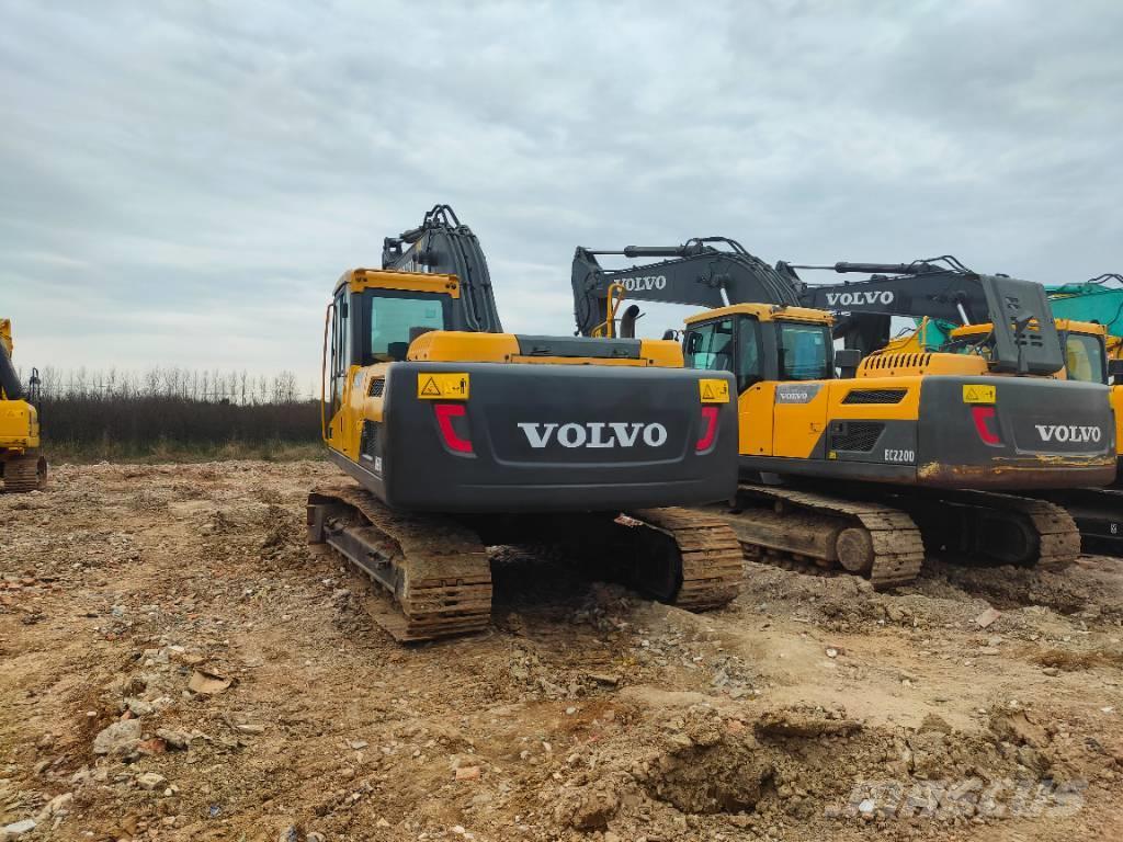 Volvo EC220D Excavadoras sobre orugas