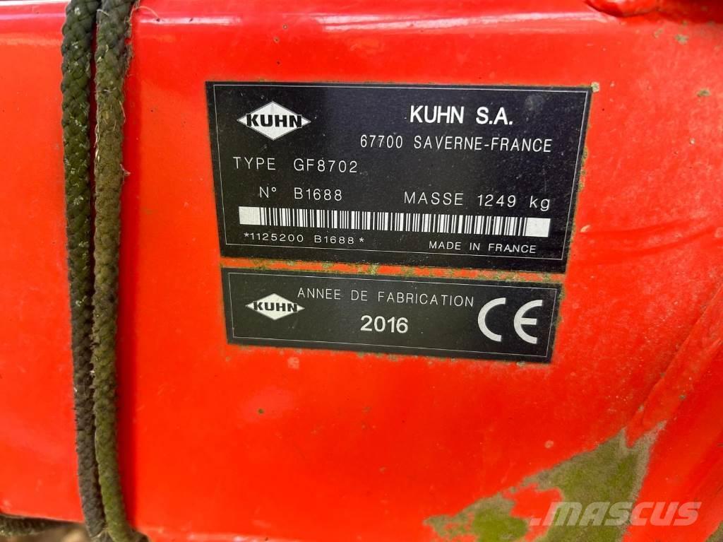 Kuhn GF8702 Rastrilladoras y rastrilladoras giratorias