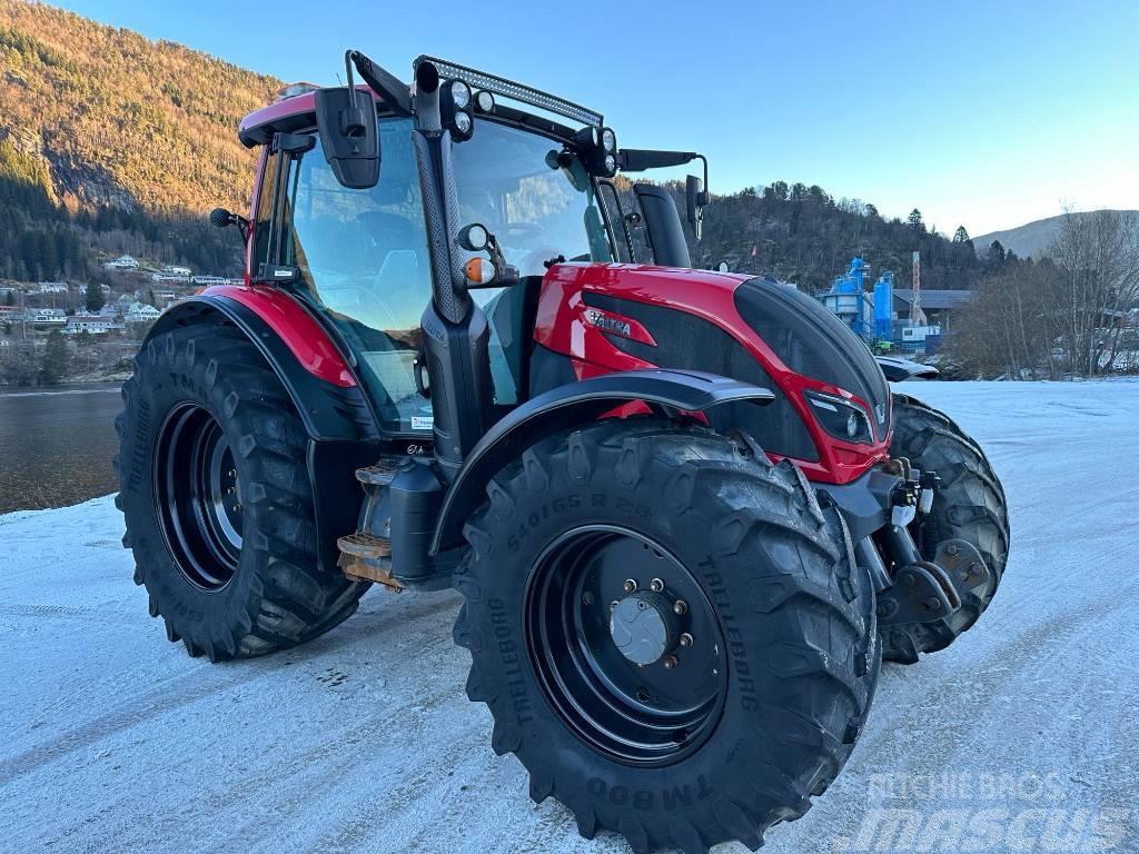 Valtra N174D Tractores