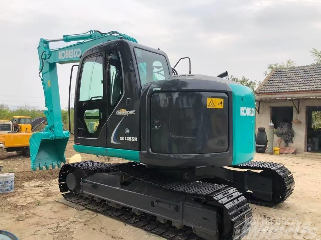 Kobelco SK 135 Excavadoras sobre orugas