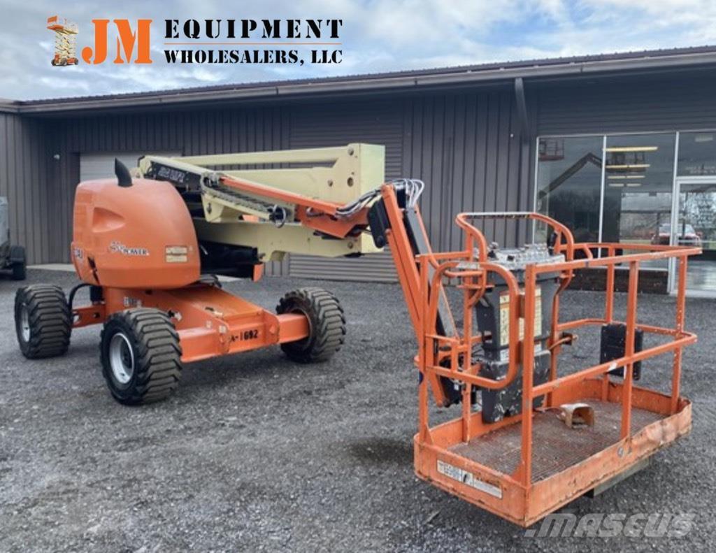 JLG 450 AJ Plataformas con brazo de elevación manual