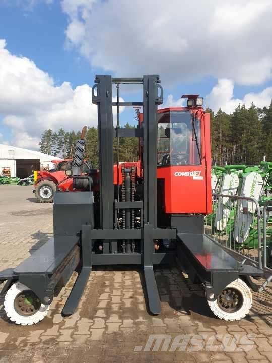 Combilift C 4500 Carretillas de carga lateral