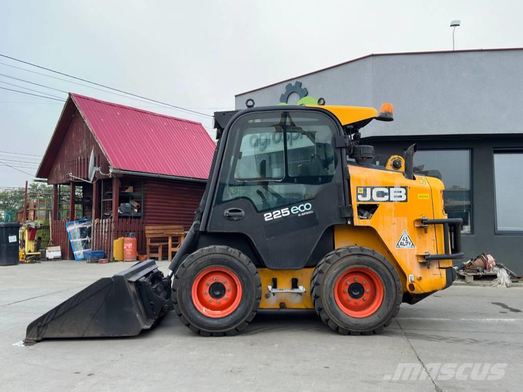 JCB 225 ECO Minicargadoras