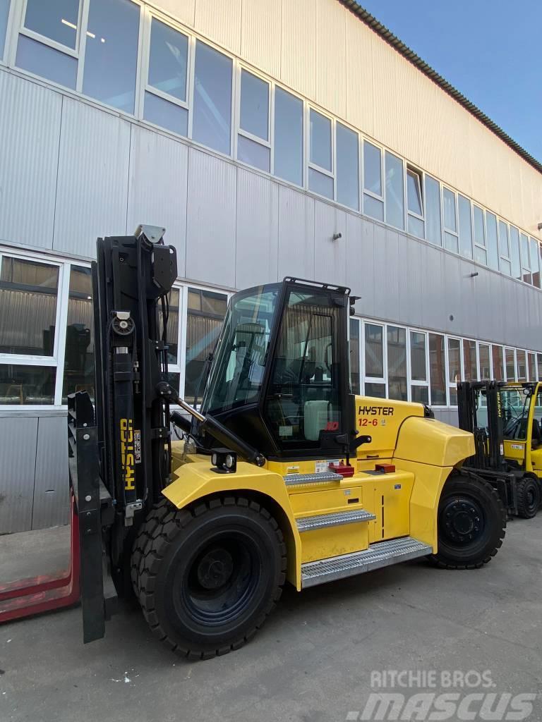 Hyster H12XD6 Camiones diesel