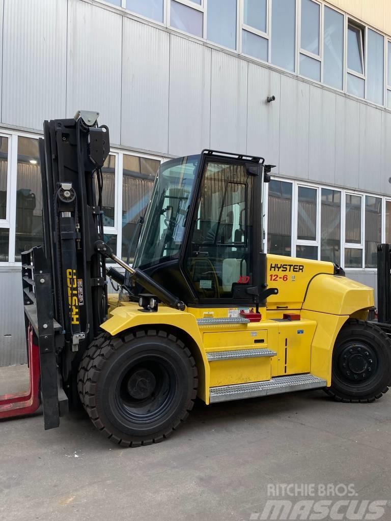 Hyster H12XD6 Camiones diesel