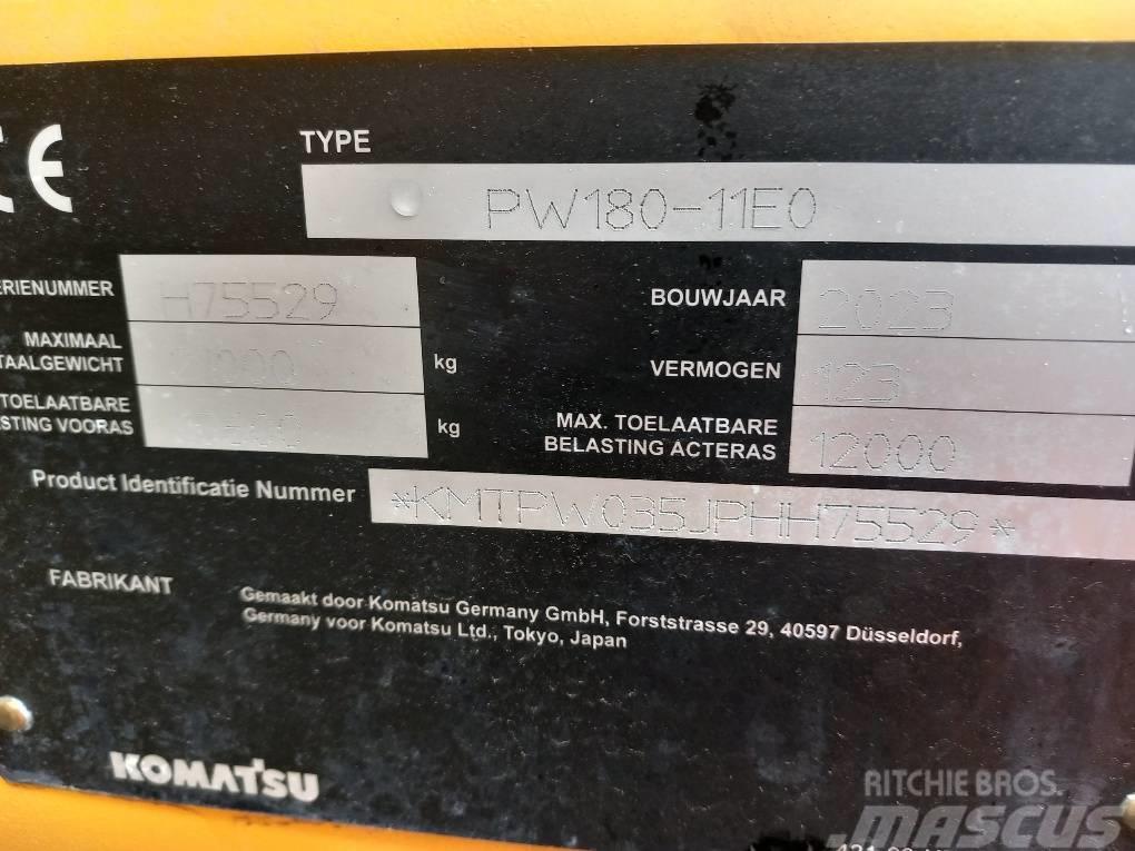 Komatsu PW180-11E0 Excavadoras de ruedas