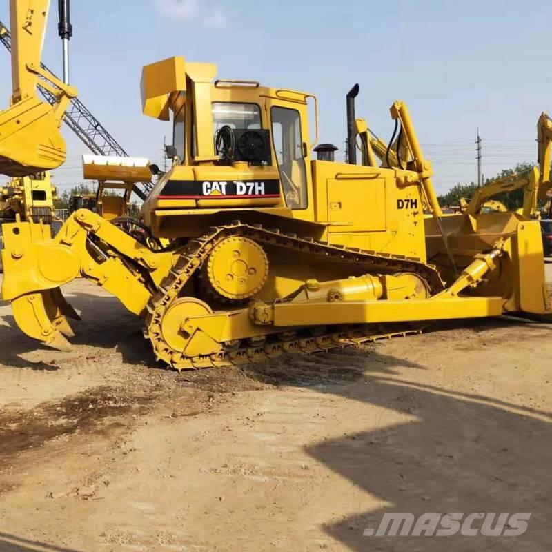 CAT D7H Buldozer sobre oruga