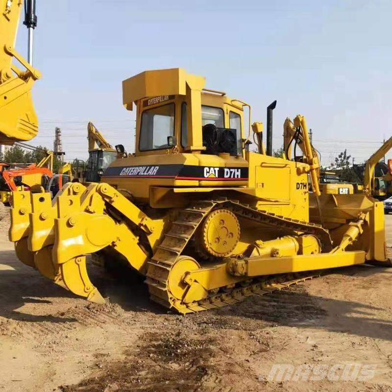 CAT D7H Buldozer sobre oruga