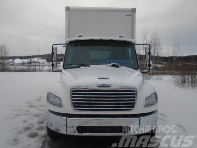 Freightliner M 106 Camiones con caja de remolque