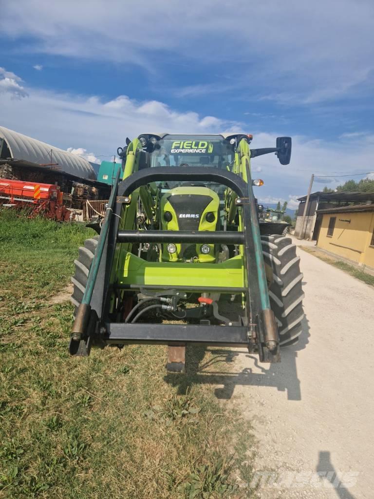 CLAAS Arion 470 Tractores