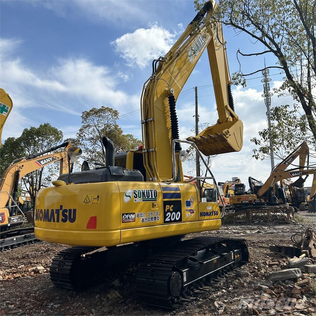 Komatsu PC200-8MO Excavadoras sobre orugas