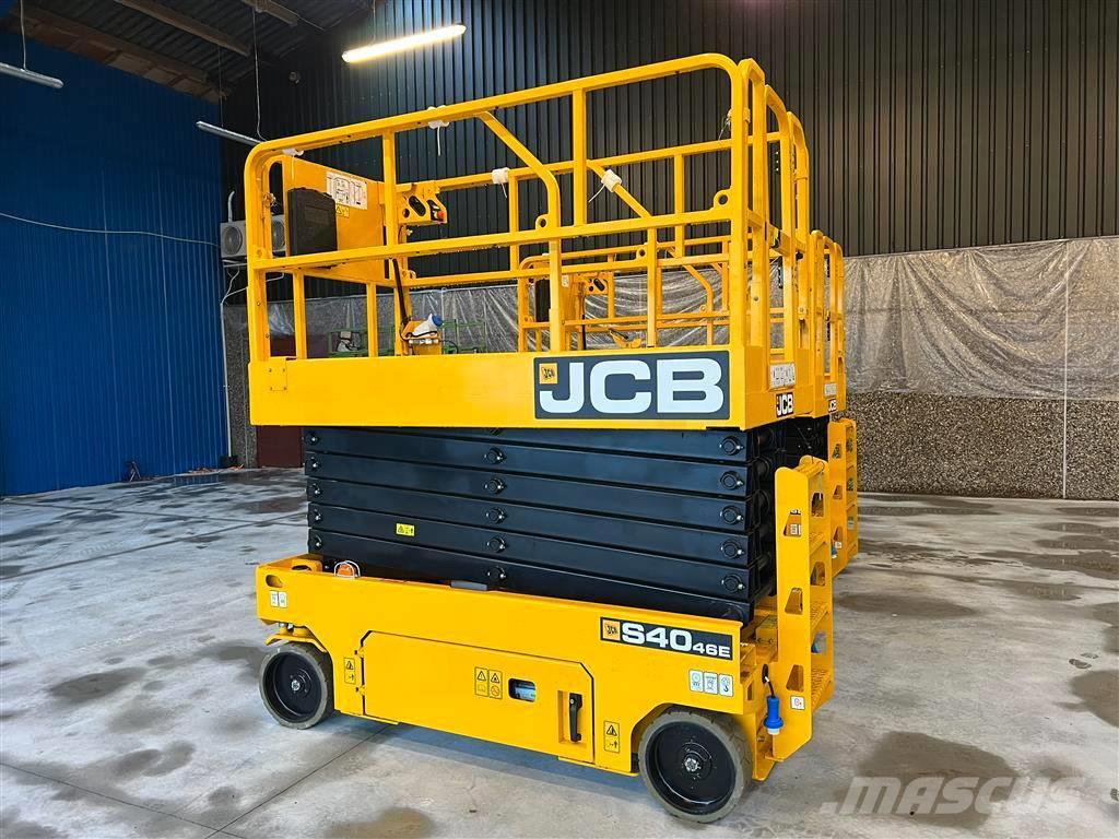 JCB Vibromax S4046E Plataformas tijera