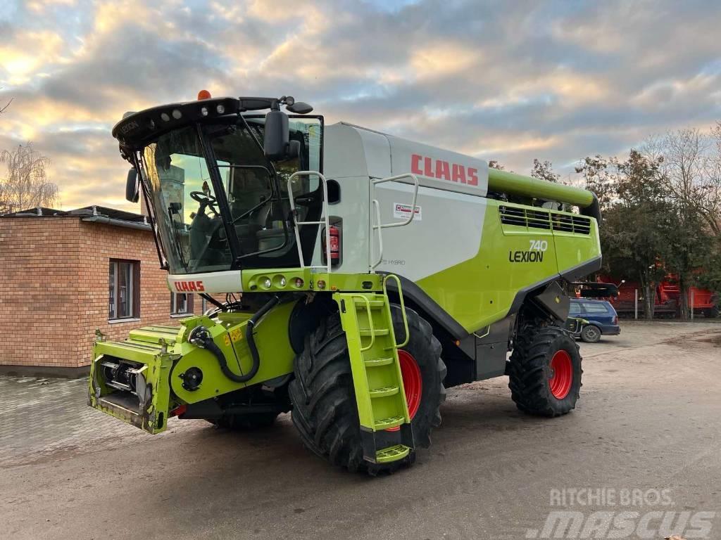 CLAAS 740 Cosechadoras combinadas