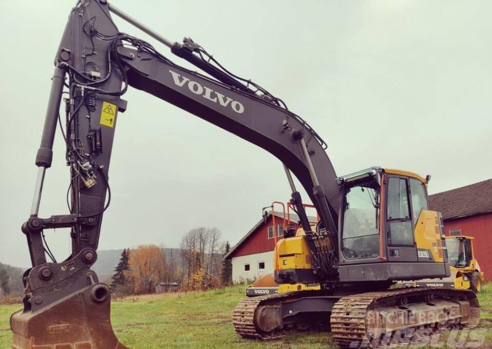 Volvo ECR235EL Excavadoras sobre orugas