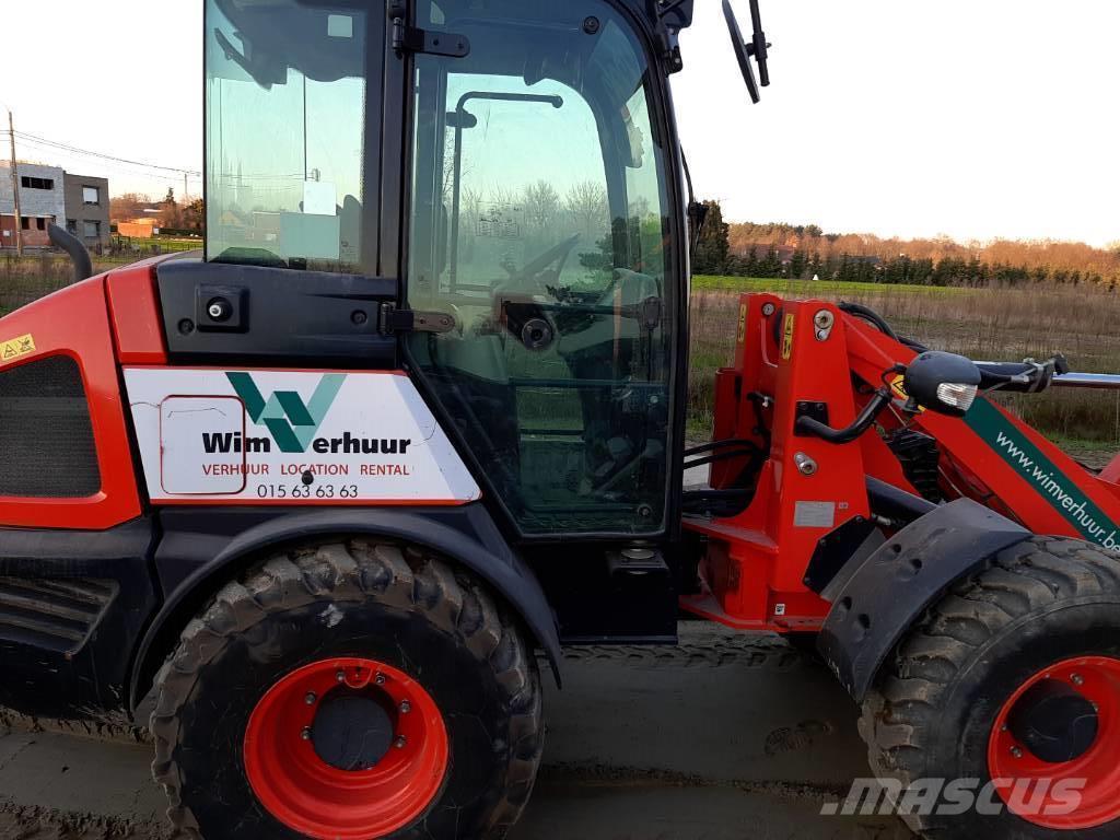 Kubota R 090 Cargadoras sobre ruedas