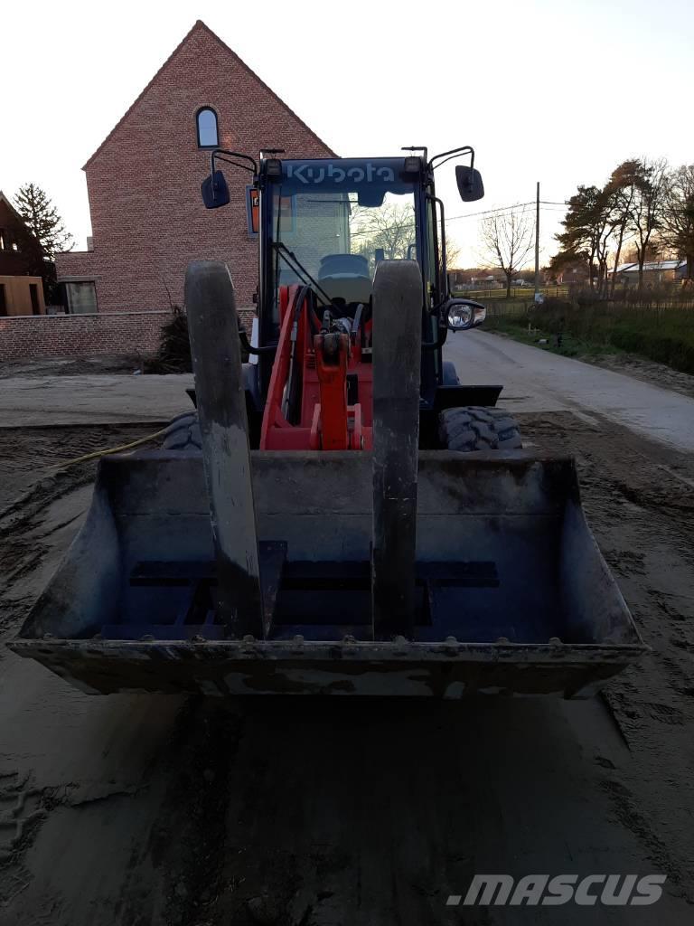 Kubota R 090 Cargadoras sobre ruedas