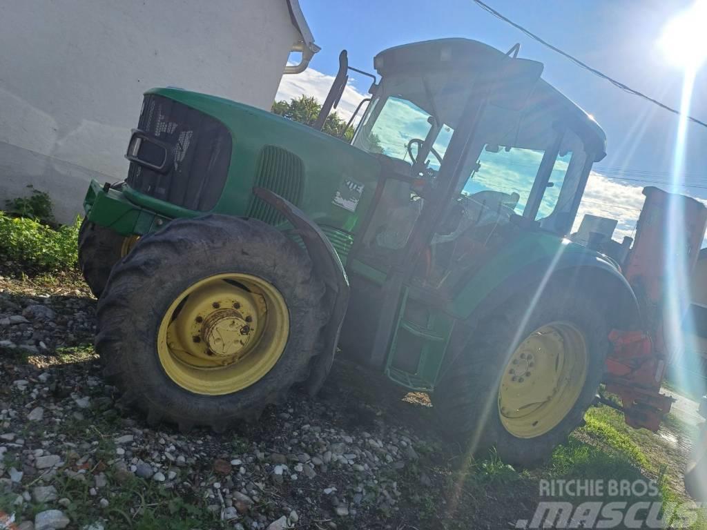 John Deere 6120 Tractores