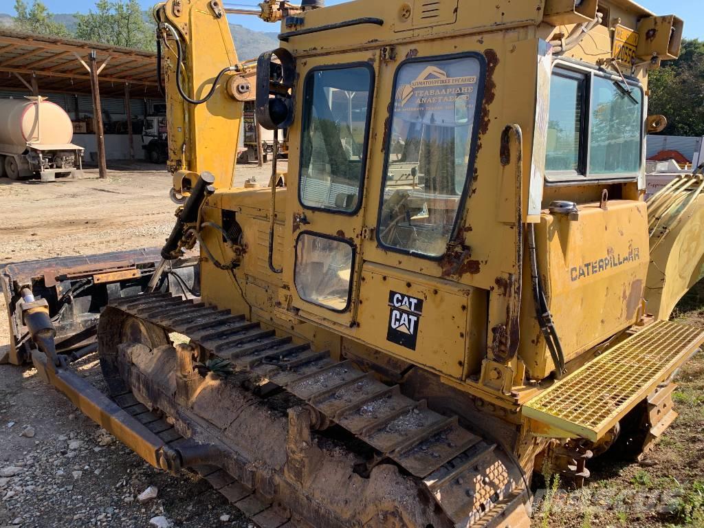 CAT D5B Buldozer sobre oruga