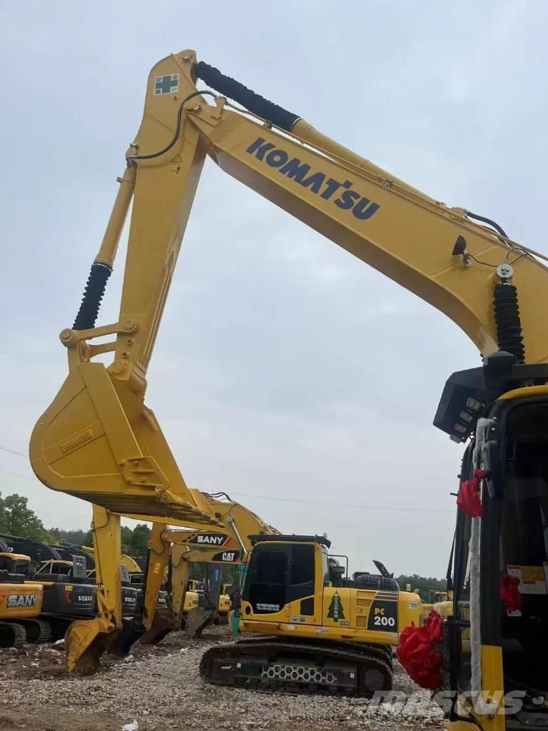 Komatsu 240-8 Excavadoras 7t - 12t