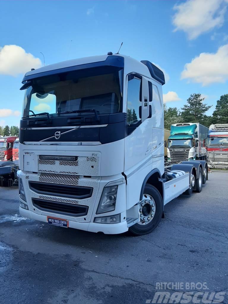 Volvo FH 13 Camiones con chasís y cabina