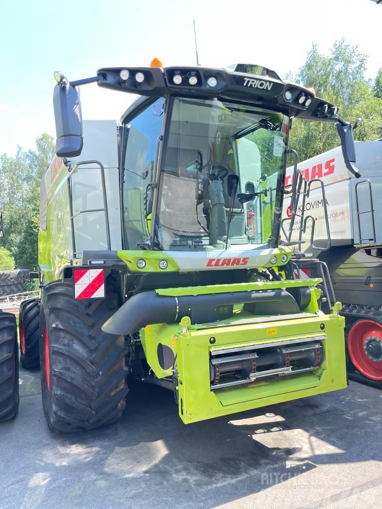 CLAAS TRION 750 Cosechadoras combinadas