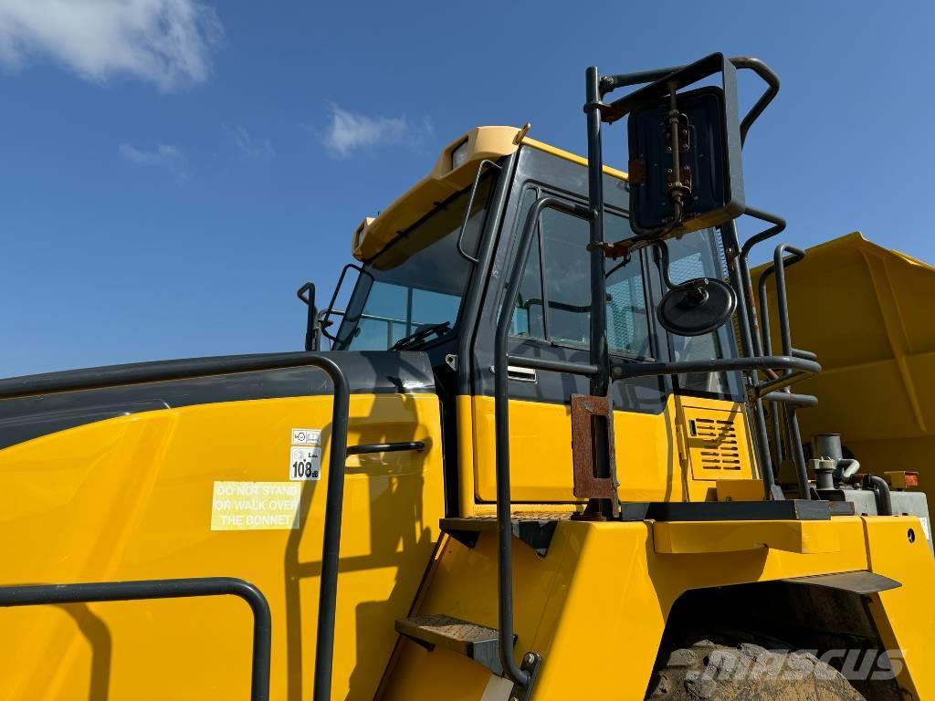 Komatsu HM300-3 Camiones articulados