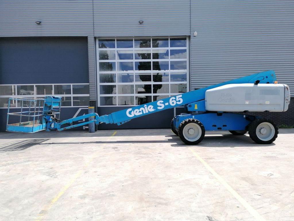 Genie S65 Plataformas con brazo de elevación telescópico