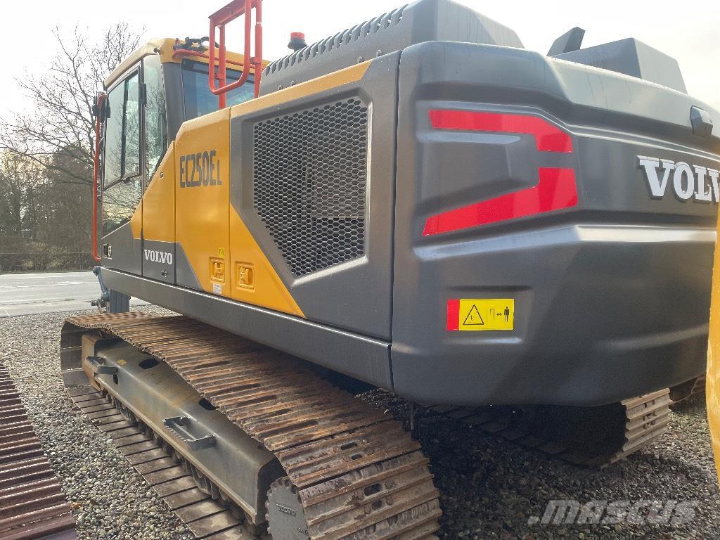 Volvo EC250EL Excavadoras sobre orugas