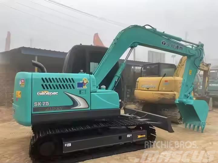 Kobelco SK75 Excavadoras sobre orugas