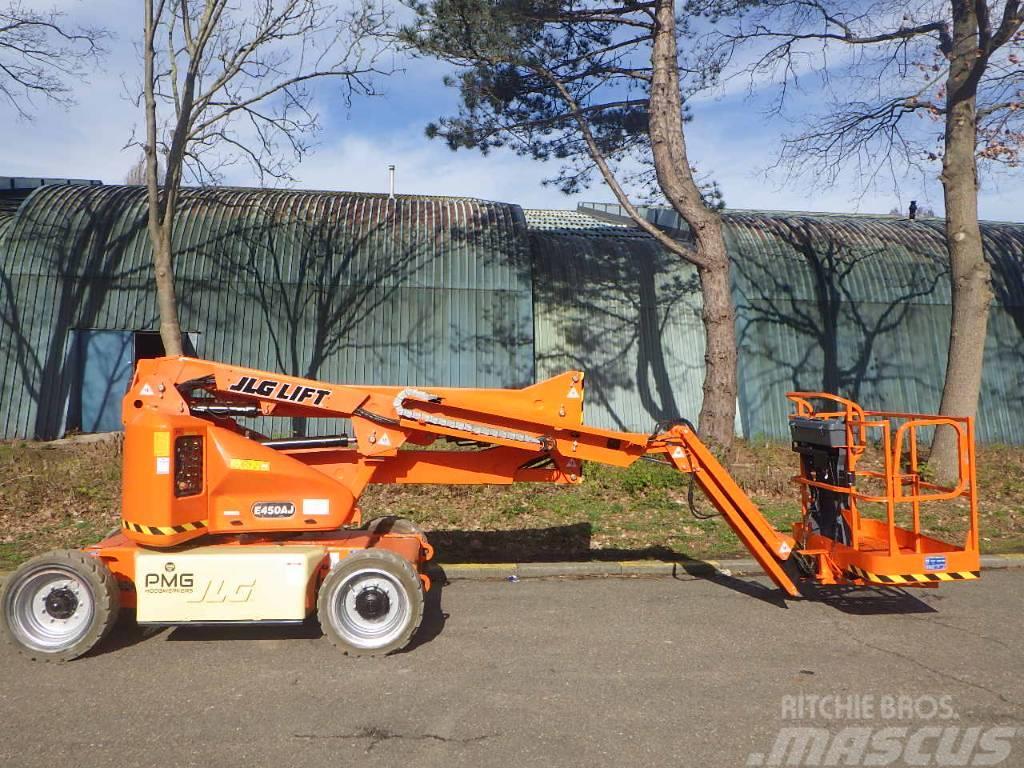 JLG E450AJ Plataformas con brazo de elevación manual