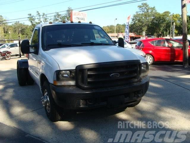 Ford F350 Camiones con chasís y cabina