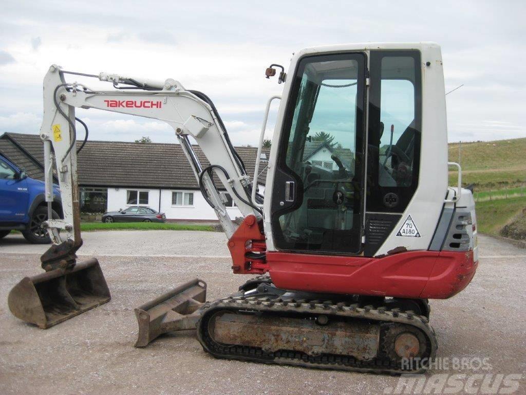 Takeuchi TB 228 Miniexcavadoras