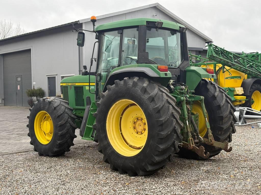 John Deere 6910 Tractores