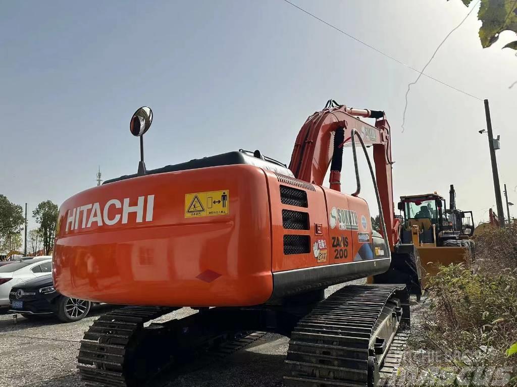 Hitachi ZX 200 Excavadoras sobre orugas