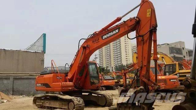 Doosan dx225 Excavadoras sobre orugas