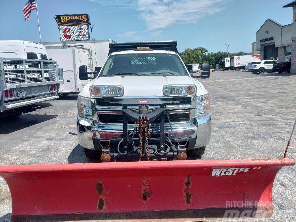 Chevrolet 3500 HD Bañeras basculantes usadas