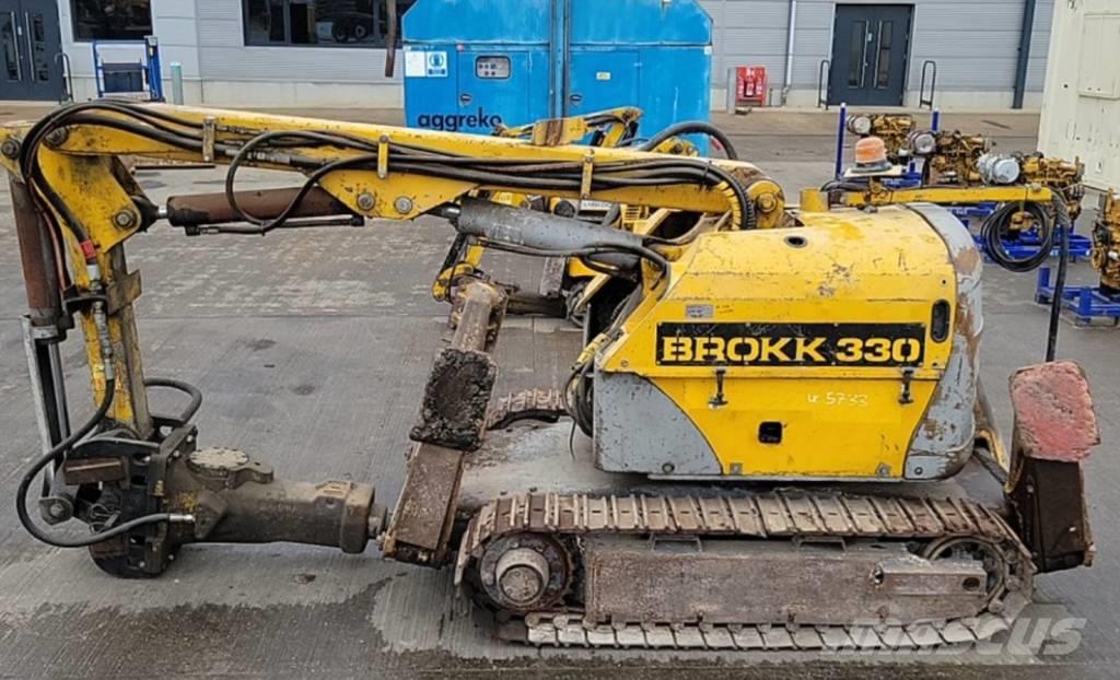 Brokk 330 Excavadoras de demolición