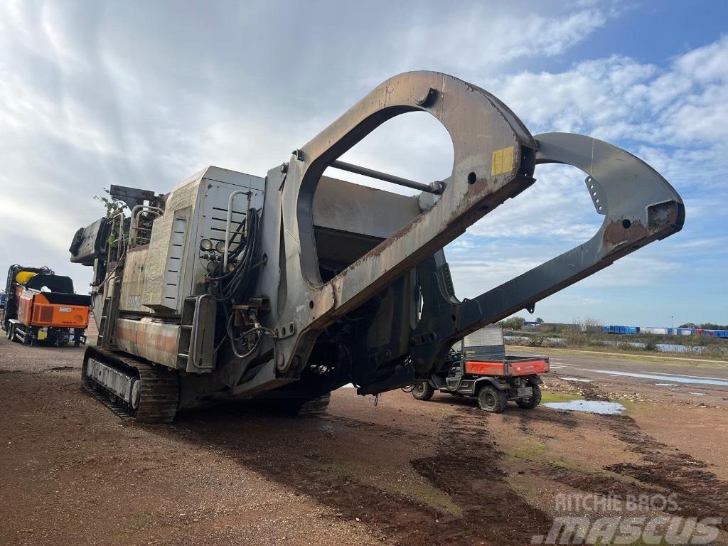 Metso LT1415S Trituradoras móviles