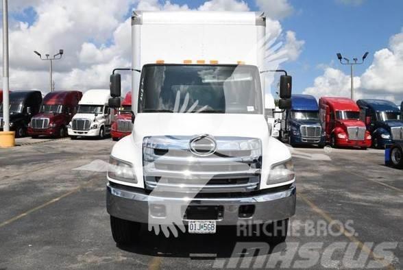 Hino 268A Camiones tractor