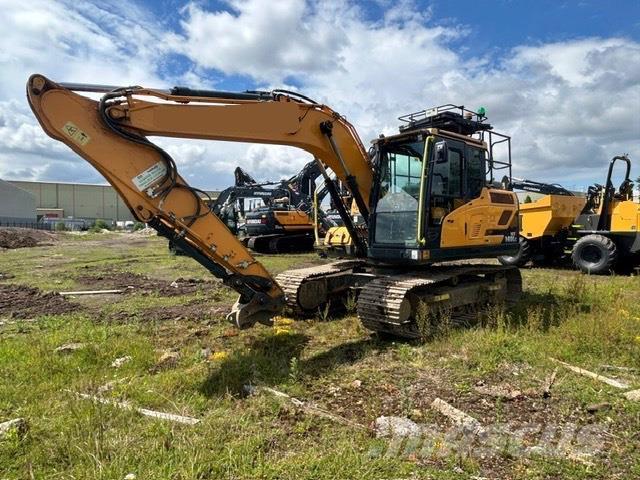 Hyundai HX140LC Excavadoras sobre orugas