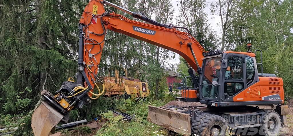 Doosan DX170W Excavadoras de ruedas